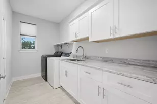 7703 Freesia Cir, Navarre, FL 32566 - Photo 40