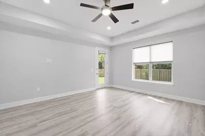 7703 Freesia Circle, Navarre, FL 32566 - Photo 18