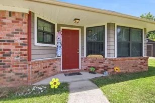 5649 Dove Dr, Pace, FL 32571 - Photo 2