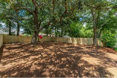 1404 Hickory Street, Niceville, FL 32578 - Photo 40