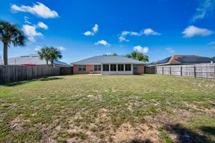 8120 Hartington Dr, Navarre, FL 32566 - Photo 38