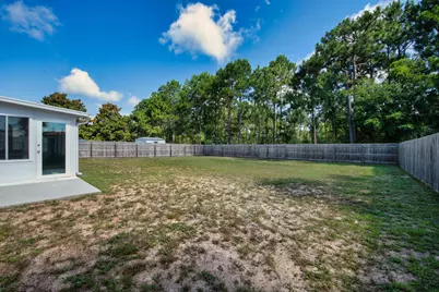 8120 Hartington Drive, Navarre, FL 32566 - Photo 36