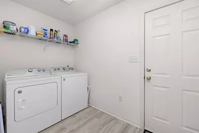 8120 Hartington Drive, Navarre, FL 32566 - Photo 32