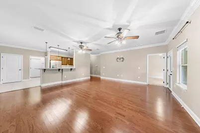 302 N Palm Boulevard, Niceville, FL 32578 - Photo 6