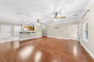 302 N Palm Blvd, Niceville, FL 32578 - Photo 6