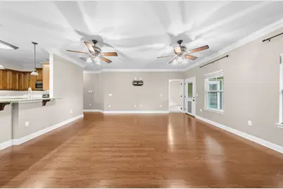 302 N Palm Boulevard, Niceville, FL 32578 - Photo 8