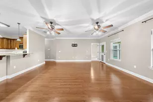 302 N Palm Blvd, Niceville, FL 32578 - Photo 8
