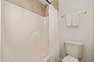 400 Primrose Cir, Destin, FL 32541 - Photo 20
