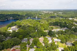 2319 Canal Dr, Niceville, FL 32578 - Photo 76