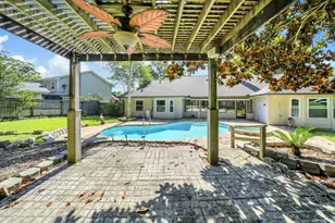 2319 Canal Dr, Niceville, FL 32578 - Photo 68