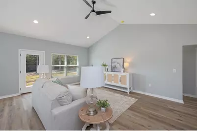 6140 Clover Street, Crestview, FL 32539 - Photo 8