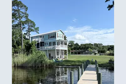 197 Bayshore Drive, Niceville, FL 32578 - Photo 1
