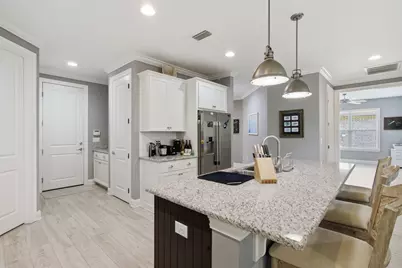 76 Oaktree Boulevard, Freeport, FL 32439 - Photo 8