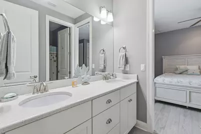 76 Oaktree Boulevard, Freeport, FL 32439 - Photo 18