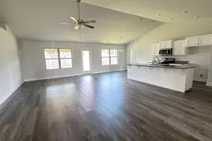 2112 Queen St, Crestview, FL 32536 - Photo 2