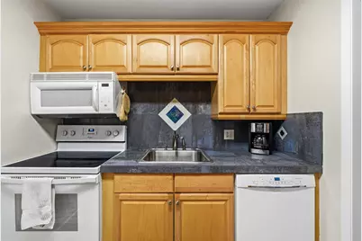 2100 W Beach Drive #APT B202, Panama City, FL 32401 - Photo 10