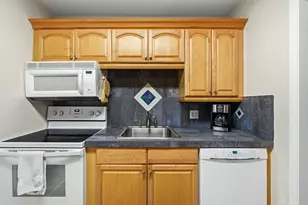 2100 W Beach Dr, Panama City, FL 32401 - Photo 10