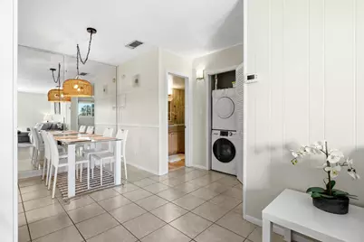 2100 W Beach Drive #APT B202, Panama City, FL 32401 - Photo 6