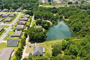 249 Paradise Palm Cir, Crestview, FL 32536 - Photo 12