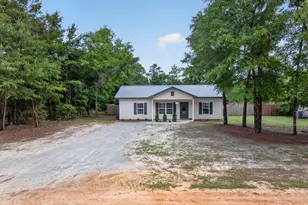226 E Cypress Ave, Defuniak Springs, FL 32433 - Photo 30