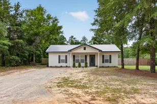 226 E Cypress Ave, Defuniak Springs, FL 32433 - Photo 28