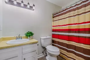 4770 Yacht Harbor Dr, Pensacola, FL 32514 - Photo 26