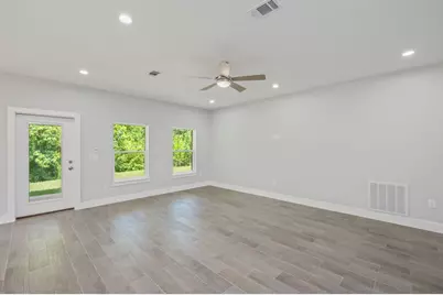 4516 Hermosa Road, Crestview, FL 32539 - Photo 10