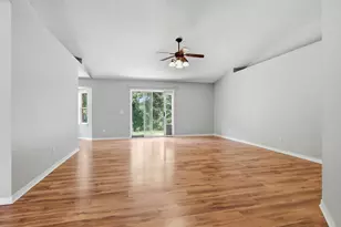 330 Egan Dr, Crestview, FL 32536 - Photo 8