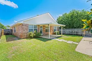 415 Pristine Water Ln, Mary Esther, FL 32569 - Photo 18