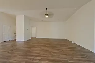 5137 Peach Dr, Pace, FL 32571 - Photo 6
