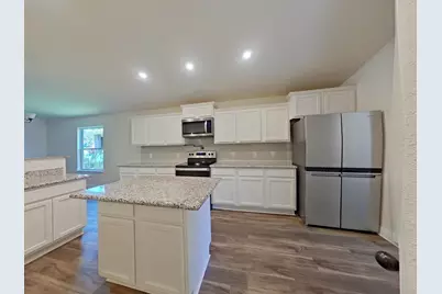 5137 Peach Drive, Pace, FL 32571 - Photo 4