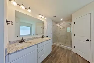 5137 Peach Dr, Pace, FL 32571 - Photo 8