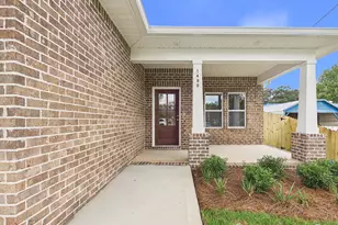 1496 Pine St, Niceville, FL 32578 - Photo 4