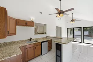 47 E Country Club Dr, Destin, FL 32541 - Photo 16