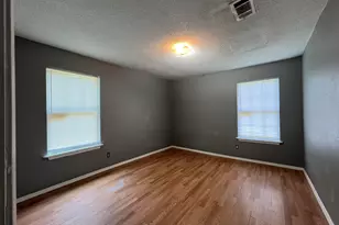 3315 W Lloyd St, Pensacola, FL 32505 - Photo 12