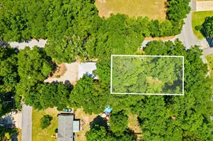 35 North Ave, Freeport, FL 32439 - Photo 1