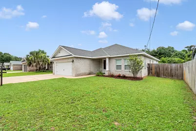 467 Sara Avenue, Mary Esther, FL 32569 - Photo 2