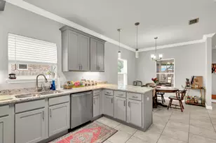 467 Sara Ave, Mary Esther, FL 32569 - Photo 12