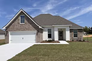 5904 Luckenbach Ln, Crestview, FL 32539 - Photo 1