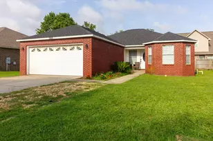 1928 Jo-Tam Ln, Navarre, FL 32566 - Photo 1