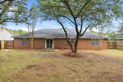 8131 Country Bay Boulevard, Navarre, FL 32566 - Photo 44