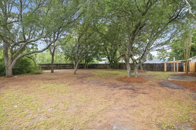 8131 Country Bay Boulevard, Navarre, FL 32566 - Photo 46