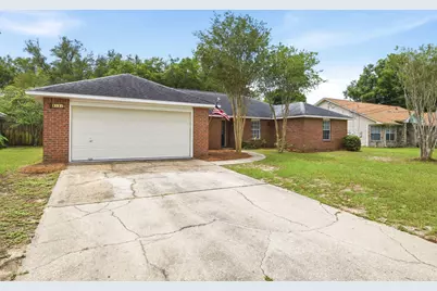 8131 Country Bay Boulevard, Navarre, FL 32566 - Photo 4