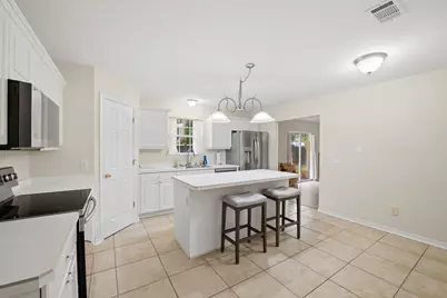 8131 Country Bay Boulevard, Navarre, FL 32566 - Photo 16