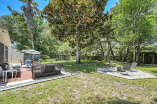 313 NE Gardner Dr, Fort Walton Beach, FL 32548 - Photo 50