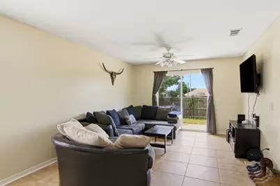 7660 Chablis Circle, Navarre, FL 32566 - Photo 8