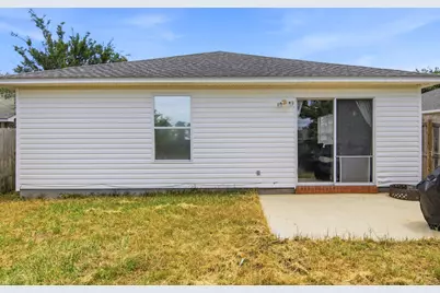 7660 Chablis Circle, Navarre, FL 32566 - Photo 30