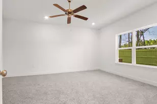 135 E Gray Owl Dr, Freeport, FL 32439 - Photo 12
