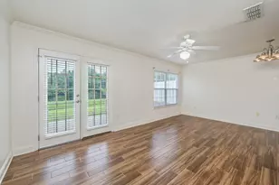 715 Majestic Dr, Crestview, FL 32536 - Photo 16