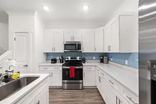 81 Date Palm Ln, Freeport, FL 32439 - Photo 12